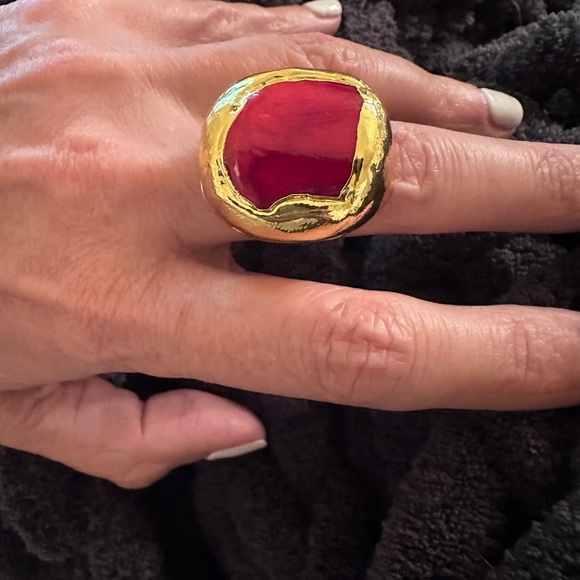 Red Coral Gold Plated Fashion Statement Ring - Picture 5 of 5